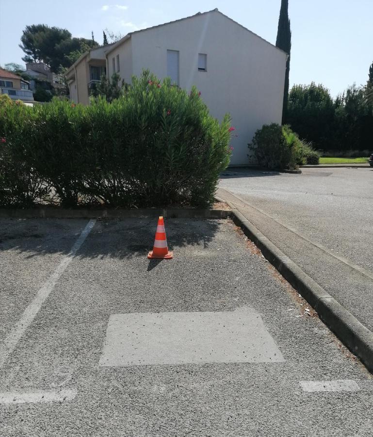 "Le Palmier Dore", Cosy T3 A 3 Minutes A Pied Des Plages, Parking Et Clim Sanary-sur-Mer Bagian luar foto