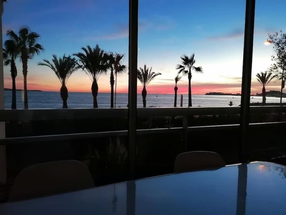 "Le Palmier Dore", Cosy T3 A 3 Minutes A Pied Des Plages, Parking Et Clim Sanary-sur-Mer Bagian luar foto