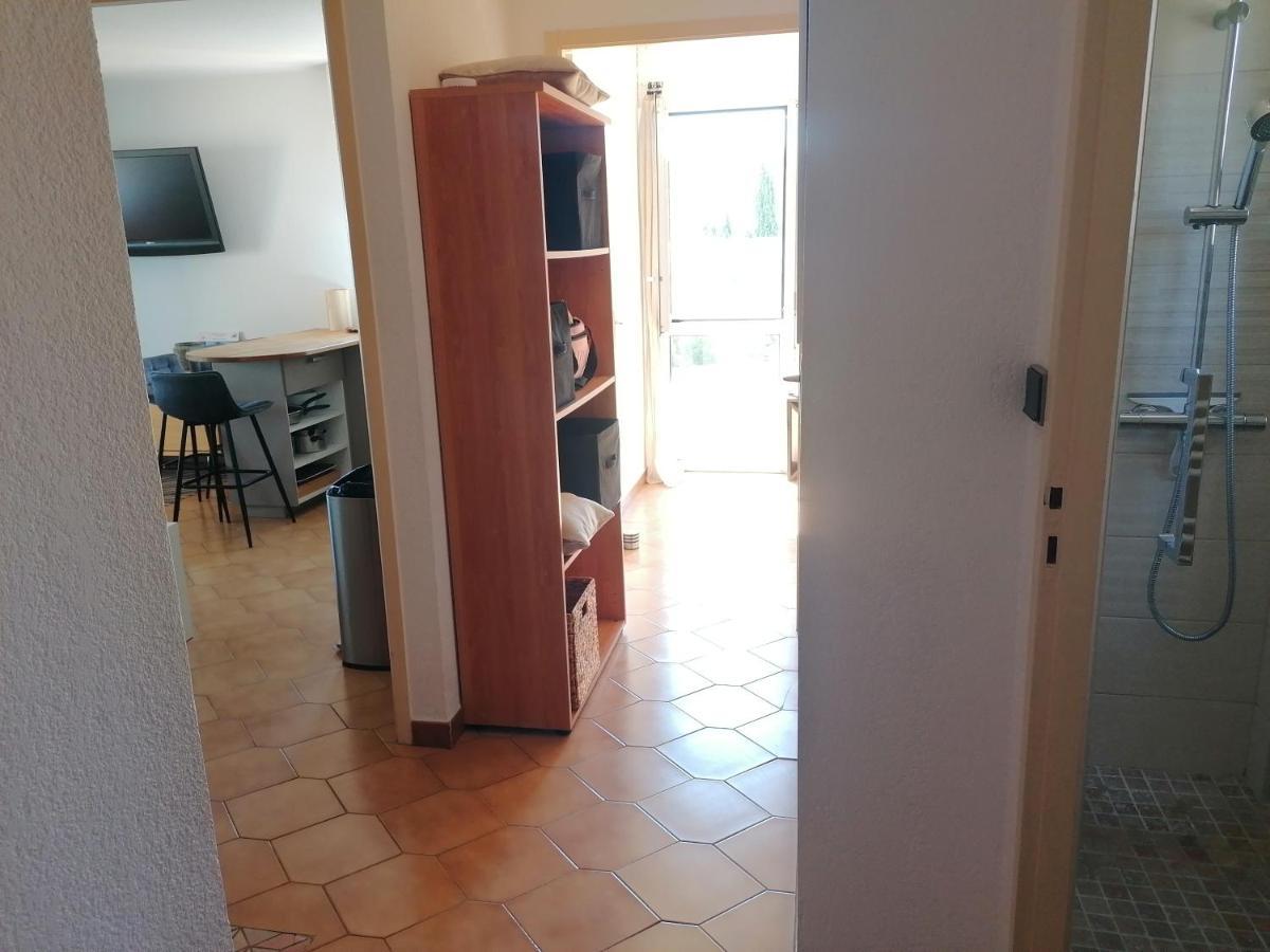"Le Palmier Dore", Cosy T3 A 3 Minutes A Pied Des Plages, Parking Et Clim Sanary-sur-Mer Bagian luar foto