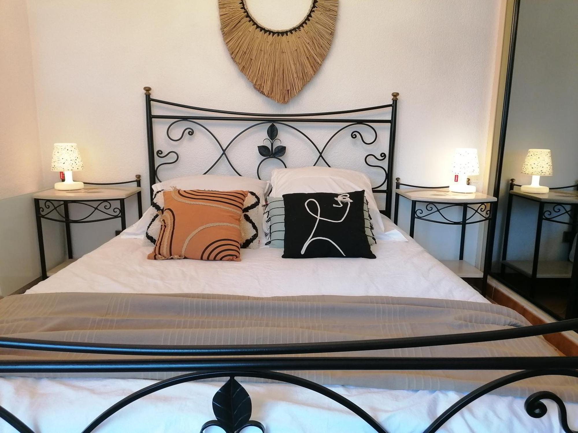 "Le Palmier Dore", Cosy T3 A 3 Minutes A Pied Des Plages, Parking Et Clim Sanary-sur-Mer Bagian luar foto