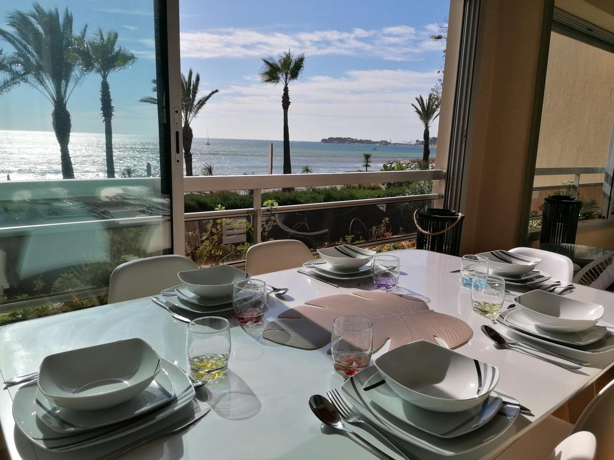 "Le Palmier Dore", Cosy T3 A 3 Minutes A Pied Des Plages, Parking Et Clim Sanary-sur-Mer Bagian luar foto