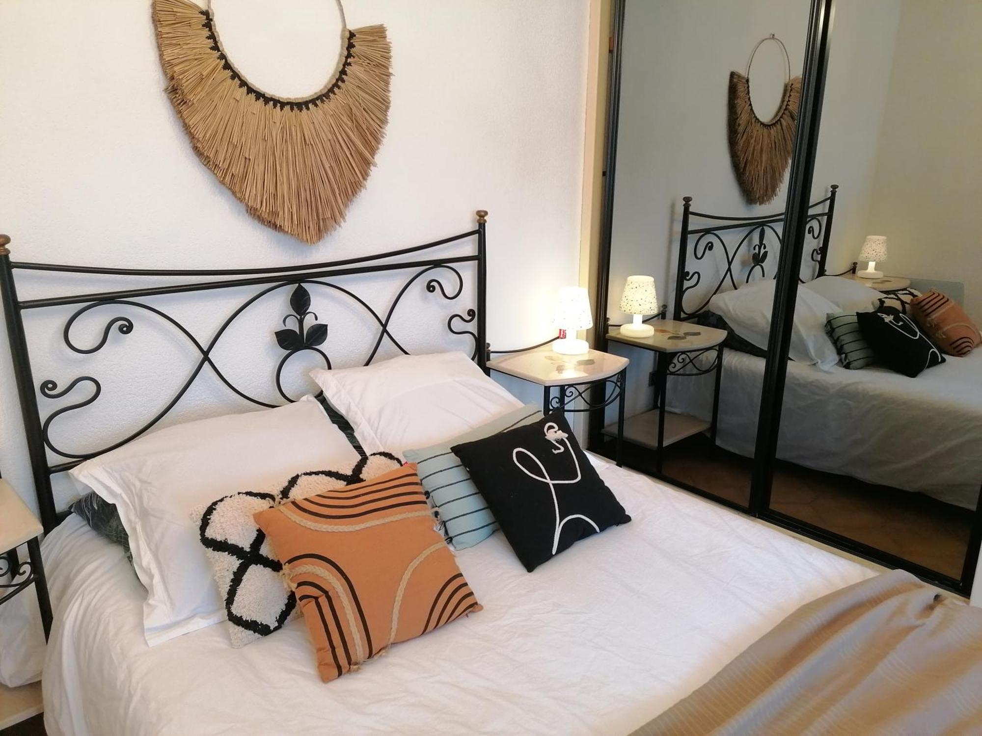 "Le Palmier Dore", Cosy T3 A 3 Minutes A Pied Des Plages, Parking Et Clim Sanary-sur-Mer Bagian luar foto