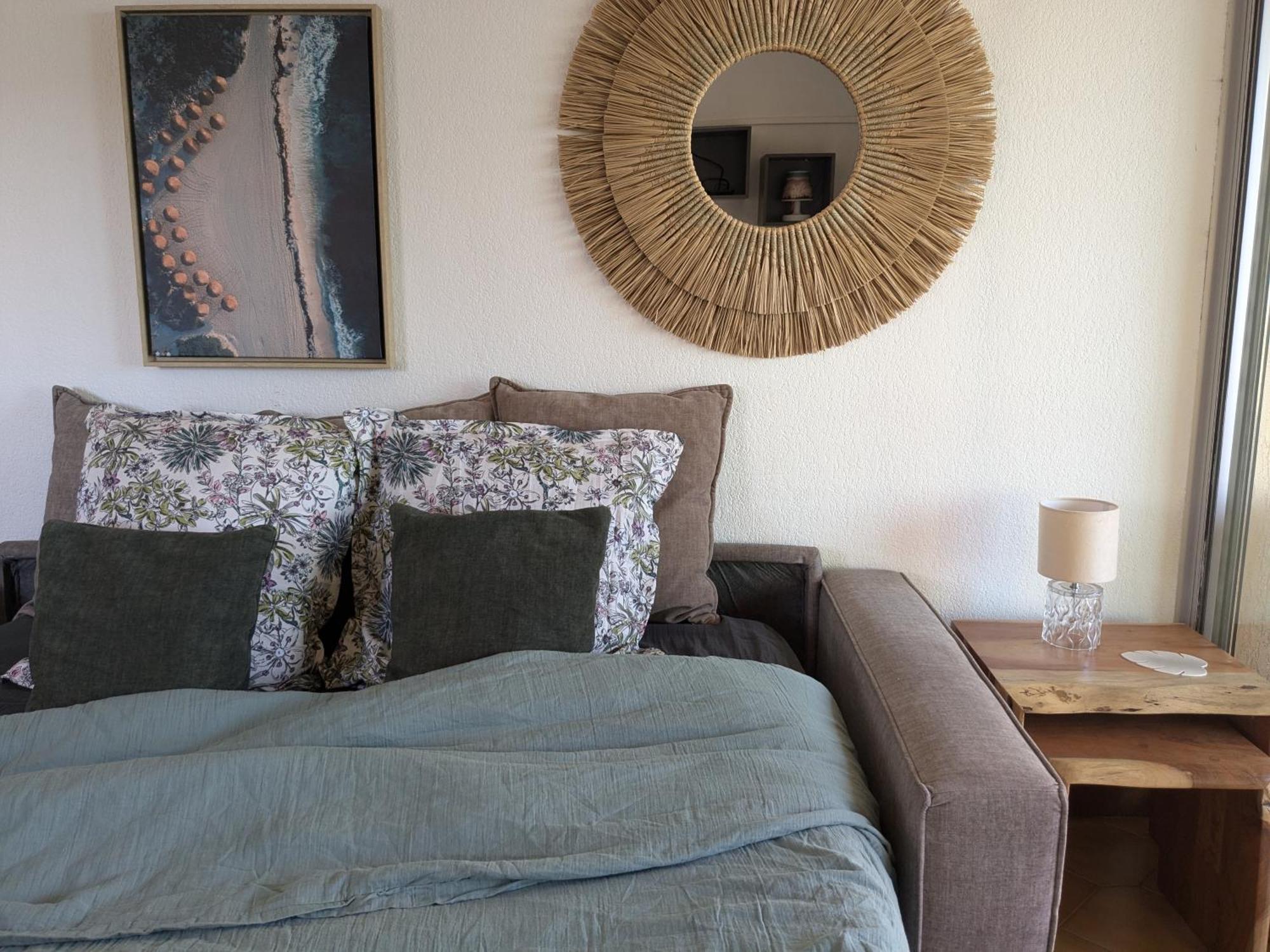 "Le Palmier Dore", Cosy T3 A 3 Minutes A Pied Des Plages, Parking Et Clim Sanary-sur-Mer Bagian luar foto